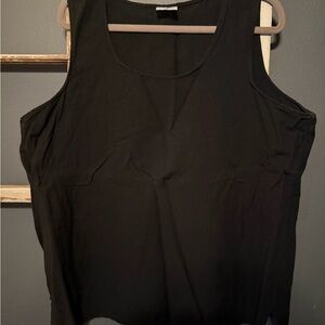 Black Sleeveless Women's Top